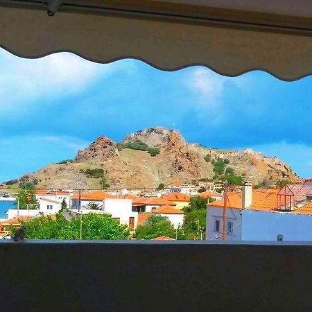 Kostas Studios Apartments - Ενοικιαζόμενα Δωμάτια Με Κουζινάκι Myrina Exterior foto
